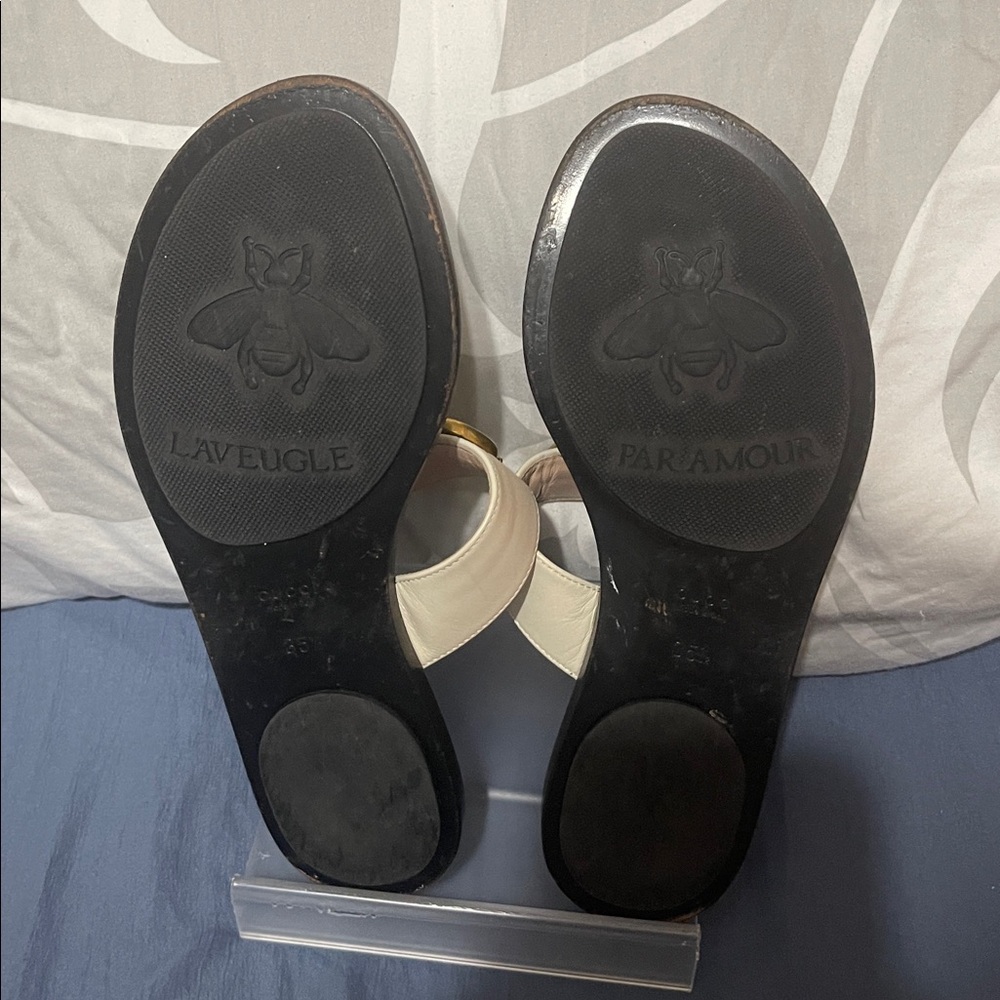 Gucci Women's Sandals in Black and Cream - Picture 3 of 5